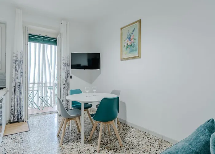 Appartamento Guesthost - Comfy Flat In Torino