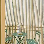 Guesthost - Comfy Flat In Appartement