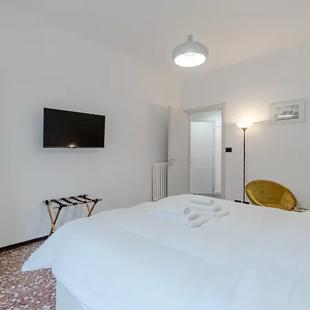 Apartament Guesthost - Comfy Flat In *