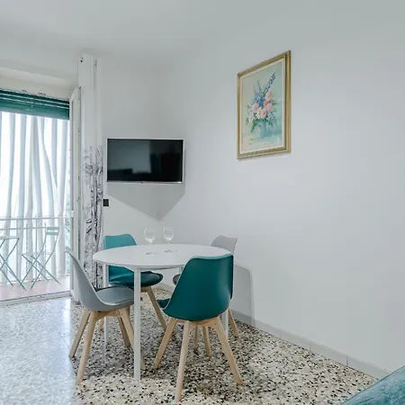 Apartamento Guesthost - Comfy Flat In Turín