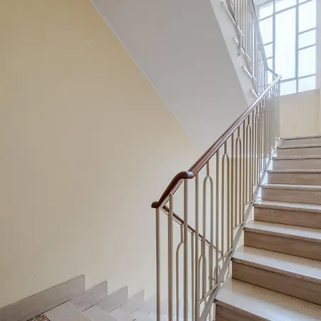 Apartamento Guesthost - Comfy Flat In *