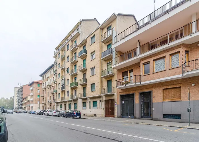 شقة Guesthost - Comfy Flat In تورينو